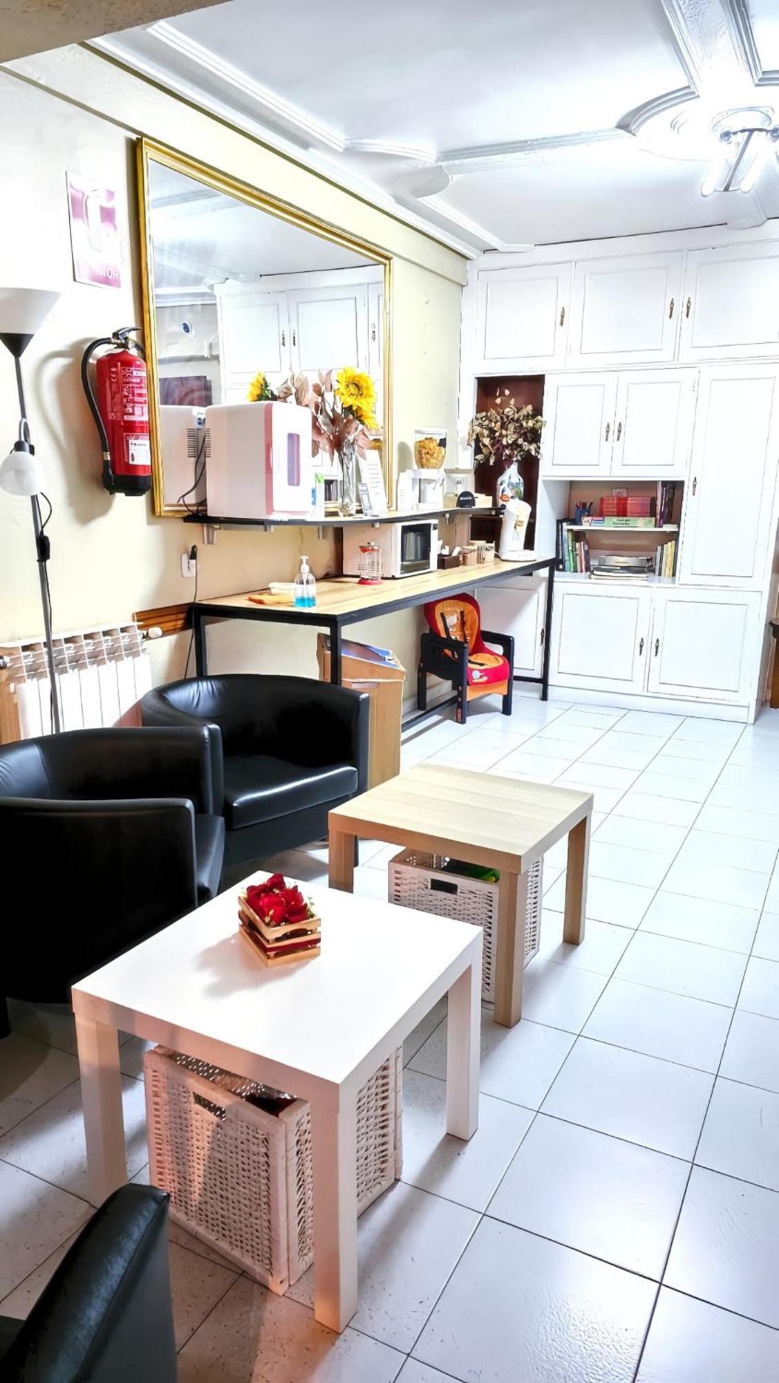 Hostal La Rosa Caces Exteriér fotografie