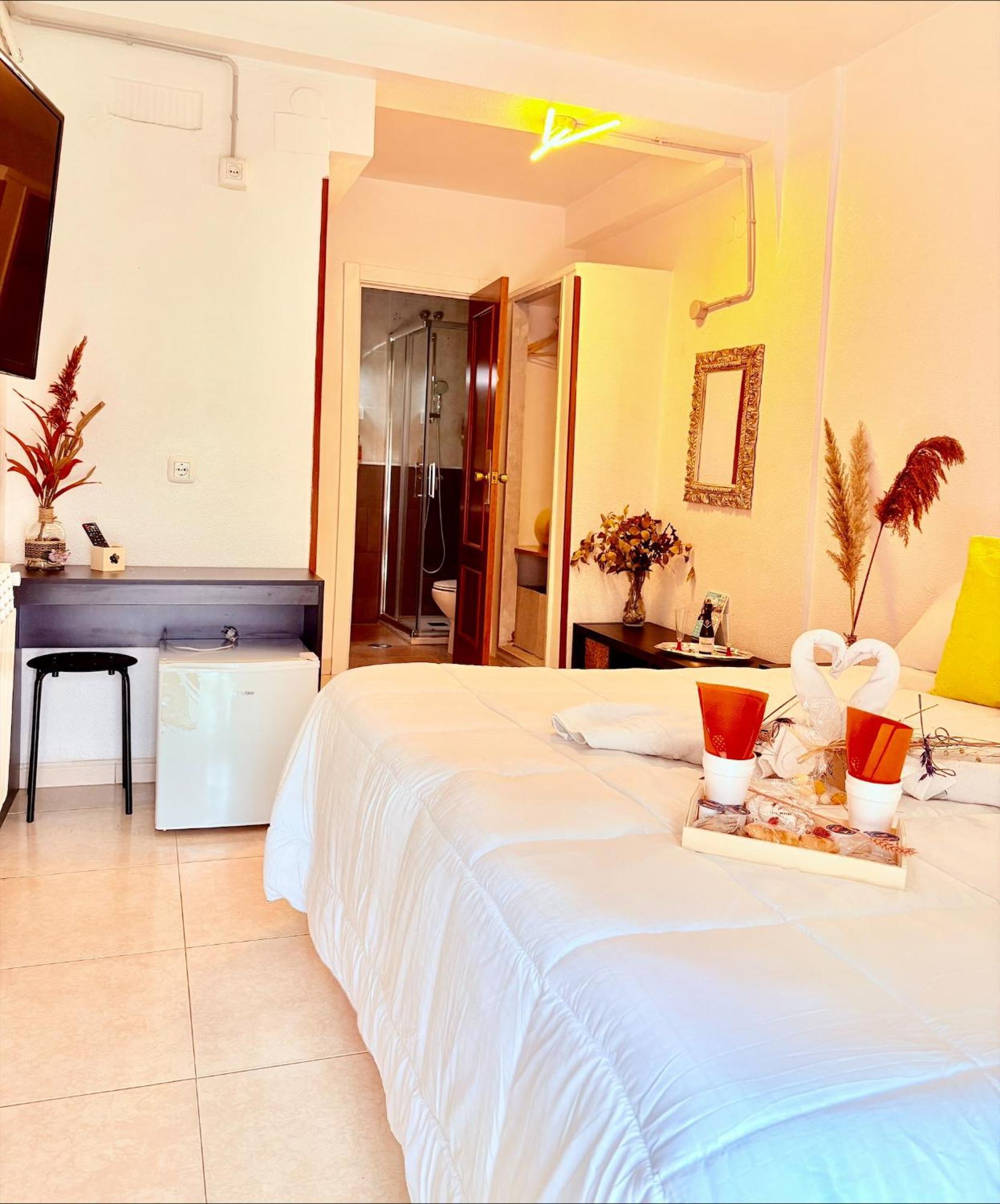 Hostal La Rosa Caces Exteriér fotografie
